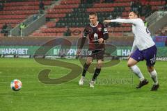 2.BL; FC Ingolstadt 04 - Erzgebirge Aue; Florian Pick (26 FCI) Gonther Sören (26 Aue)