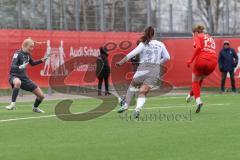 2. Bundesliga Frauen - Saison 2023/24 - FC Ingolstadt 04 Frauen - FC Carl Zeiss Jena - Nina Penzkofer (Nr.29 - FCI) - Juckel Nelly weiss Jena - Janning Jasmin Torwart Jena - Foto: Meyer Jürgen