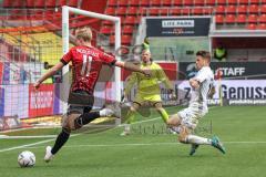 3. Liga; FC Ingolstadt 04 - 
VfB Oldenburg; Torchance Tobias Bech (11, FCI) Schäfer Linus (12 VfB) Torwart Felix Dornebusch (25 VfB)