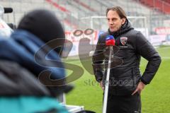 2.BL; FC Ingolstadt 04 - SG Dynamo Dresden; vor dem Spiel Cheftrainer Rüdiger Rehm (FCI)