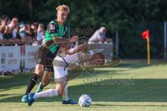 Testspiel - SpVgg Greuther Fürth - FC Ingolstadt 04 - Maximilian Neuberger (Nr.38 - FCI) - Seufert Nils (#8 Fürth) - Foto: Jürgen Meyer