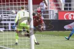 3. Liga - FC Ingolstadt 04 - TSV 1860 München - Schußmöglichkeit für Fatih Kaya (9, FCI) Torwart Kretzschmar Tom (40, 1860)