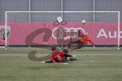 AUDI - Schanzer Amateur Cup 2023 - Finale - TSV Hohenwart - FC Mindelstetten - 5:3 - Alexander Berger
rot Hohenwart rutscht aus und trifft trotzdem - Fabian Sangl Torwart Mindelstetten -  Foto: Meyer Jürgen