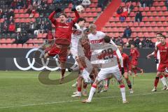 3. Liga - Saison 2025/26 - FC Ingolstadt 04 - VFB Stuttgart II - Julian Kügel (Nr.29 - FCI) - Alexandre Azevedo (Nr.3 - VFB Stuttgart II) - Foto: Meyer Jürgen