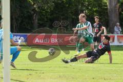 Landesliga - Saison 2025/26 - SV Manching - FC Sonthofen - Luca Bienek (Nr.16 - SV Manching) mit dem 1:2 Anschlusstreffer - jubel - Blaku Diar schwarz Sonthofen - Zettler Marco Torwart Sonthofen - Foto: Meyer Jürgen