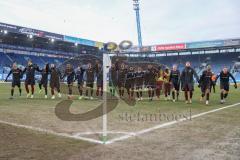 3. Liga - Saison 2025/26 - Hansa Rostock - FC Ingolstadt 04  -  Die Mannschaft bedankt sich bei den Fans - jubel - Foto: Meyer Jürgen