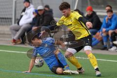 2024_2_17 - Saison 2023/24 - AUDI-Schanzer Amateur Cup - SV Hundszell - FC Hitzhofen/Oberzell  - Halbfinale 1 - Dominic Filser gelb Hitzhofen - Luca Kammerer
 blau Hundszell - Foto: Meyer Jürgen