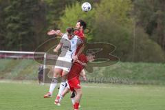Kreisliga - Saison 2025/26- SV Zuchering - FC Mindelstetten - Nico Ziegler rot Zuchering - Christoph Riegler weiß Mindelstetten  - Foto: Meyer Jürgen