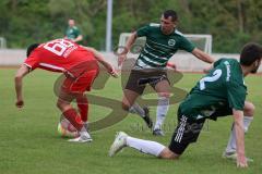 Bezirksliga - Saison 2022/2023 - FC Fatih Ingolstadt - VSST Günzelhofen - Mehmet Sin rot Fatih - Qendrim Beqiri mitte grün Günzelhofen - Foto: Meyer Jürgen