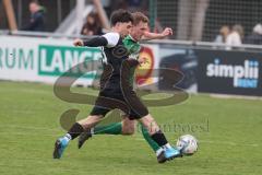Bezirksliga - Saison 2024/25 - FC Gerolfing - VFB Eichstätt II - Mathias Hamm grün Gerolfing - Niklas Matzel schwarz Eichstätt - Foto: Meyer Jürgen