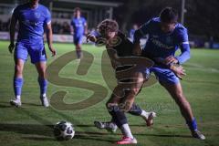 Landesliga - Saison 2026/27 - SV Manching - VFB Durach - Timo Jung Nr.20 - SV Manching) - Mark Nosdrin blau Durach  - Foto: Meyer Jürgen