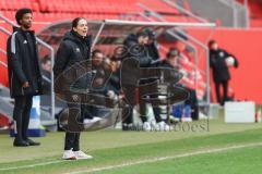 3. Liga; FC Ingolstadt 04 - TSV Havelse; an der Seitenlinie, Spielerbank Cheftrainerin Sabrina Wittmann (FCI)