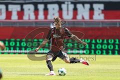 3. Liga; FC Ingolstadt 04 - Würzburger Kickers; Jonas Scholz (15, FCI)