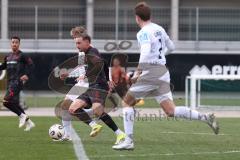 3. Liga - Testspiel - Saison 2025/26 - FC Ingolstadt 04 - SSV 1846 Ulm - Mattis Hoppe (Nr.2 - FCI) schiesst den 1:0 Führungstreffer - jubel - - Sadin Crnovsanin (Nr.24 - SSV Ulm) - Dennis Dressel (Nr.14 - SSV Ulm) - Foto: Meyer Jürgen