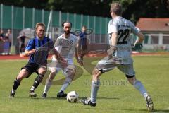 Kreisliga - Saison 2022/2023 - DJK Ingolstadt - SV Sandersdorf - Matthias Scharlach blau Sandersdorf - Max Auernhammer weiss mitte DJK Ing - Philipp Roeckl #22 Torwart DJK Ing - Foto: Meyer Jürgen