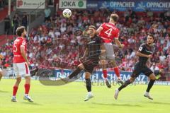 3. Liga - Saison 2025/26 - Energie Cottbus - FC Ingolstadt 04  - Mads Borchers (Nr.9 - FC Ingolstadt 04) - Tim Campulka (Nr.4 - FC Energie Cottbus) - Foto: Meyer Jürgen