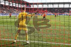 3. Liga; FC Ingolstadt 04 - FC Viktoria Köln; Elfmeter Max Dittgen (10, FCI) Torwart Voll Ben (1 Köln)