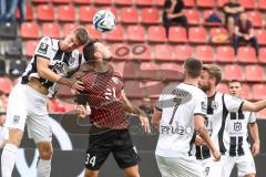 3. Liga; FC Ingolstadt 04 - SSV Ulm 1846; Zweikampf Kampf um den Ball Kopfball Gaal Tom (4 Ulm) Lukas Fröde (34, FCI)