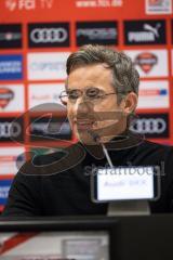 2.BL; FC Ingolstadt 04 - Dietmar Beiersdorfer, neuer Geschäftsführers Sport und Kommunikation, Pressekonferenz, Karl Meier, Vorsitzender des Aufsichtsrats (FCI)