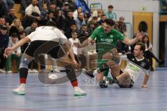 2024_1_6 - Saison 2023/24 - Lotto - Bayern Hallen Cup - Lindenkreuzhalle  - Halbfinale - SV Manching - Türk SV Ingolstadt -Nikita Müller weiss Türk SV - Daniel Spies grün Manching - Foto: Meyer Jürgen