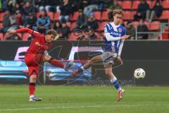 3. Liga - Saison 2025/26 - FC Ingolstadt 04 - Energie Cottbus - Yann Sturm (Nr.7 - FCI) - Lukas Michelbrink (Nr.8 - FC Energie Cottbus) - Foto: Meyer Jürgen