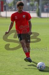 Bayernliga - Saison 2023/2024 - FC Ingolstadt 04 II - U21 - Trainingsauftakt - Leandro Kreit Casale (Nr.17 - FCI II) - Foto: Meyer Jürgen