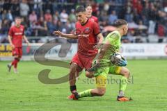 Toto Pokal; FC Sportfreunde Schwaig - FC Ingolstadt 04; Torchance verpasst Emre Gül (5, FCI) Scheiter an Torwart Maximilian Huber