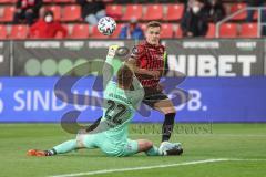 Relegation 1 - FC Ingolstadt 04 - VfL Osnabrück - Tor Jubel, Dennis Eckert Ayensa (7, FCI) überwindet Torwart Kühn Philipp (22 VfL) zum 3:0