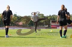 2. Fußball-Liga - Frauen - Saison 2023/2024 - FC Ingolstadt 04 - SG 99 Andernach - Cheftrainer Miren Catovic (FCI Frauen) beim warm machen - Foto: Meyer Jürgen