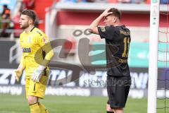 3. Liga; FC Ingolstadt 04 - MSV Duisburg; Sebastian Grönning (11, FCI) Torwart Vincent Müller (1 MSV) Torchance verpasst