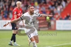 3. Liga; SpVgg Unterhaching - FC Ingolstadt 04; Kopfball Tor Jubel Treffer Pascal Testroet (37, FCI) 0:1,