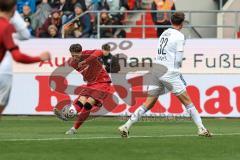 3. Liga; FC Ingolstadt 04 - 1. FC Saarbrücken; Dennis Kaygin (10, FCI) Bormuth Robin (32 FCS)