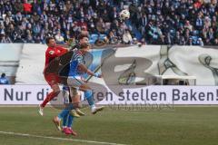 3. Liga - Saison 2025/26 - Hansa Rostock - FC Ingolstadt 04  - Torwart Benjamin Uphoff (Nr.1 - Hansa Rostock) - Julian Kügel (Nr.29 - FCI) - Foto: Meyer Jürgen
