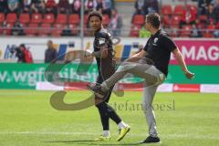 3.Liga - Saison 2022/2023 - Hallersche Fc - FC Ingolstadt 04 -  Justin Butler (Nr.31 - FCI) - Cheftrainer Michael Köllner (FCI) - - Foto: Meyer Jürgen