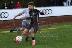 Kreisliga - Saison 2023/2024 - FC Fatih Ingolstadt - TSV Münchsmünster - Erdogan Nasufaj schwarz Fatih -  - Silas Wisser grau Münchsmünster - Foto: Meyer Jürgen