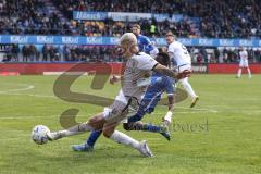3. Liga; SV Meppen - FC Ingolstadt 04; Zweikampf Kampf um den Ball Thomas Rausch (45, FCI) Faßbender Morgan (11 SVM)