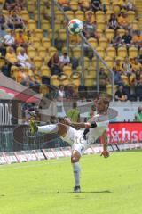 2.BL; Dynamo Dresden - FC Ingolstadt 04, Michael Heinloth (17, FCI)