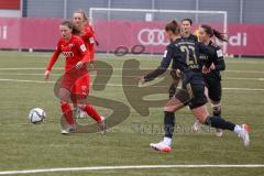 2. Frauen-Bundesliga - Saison 2021/2022 - FC Ingolstadt 04 - FC Bayern München II - Reischmann Stefanie (#21 FCI) - Landenberger Julia schwarz München - Foto: Meyer Jürgen