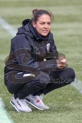 A - Junioren Bundesliga Süd/Südwest -  Saison 2021/2022 - FC Ingolstadt 04 - Eintracht Frankfurt - Sabrina Wittmann Trainerin FCI - Foto: Meyer Jürgen