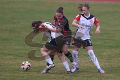 2. Bundesliga Frauen - Saison 2024/25 - FC Ingolstadt 04 Frauen - Eintracht Frankfurt II - Paula Vidovic (Nr.11 - FCI Frauen) - Stanti Georgia weiss Frankfurt #10 - Kleemann Marie weiss Frankfurt #9  - Foto: Meyer Jürgen