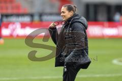3. Liga; FC Ingolstadt 04 - TSG Hoffenheim II; vor dem Spiel Cheftrainerin Sabrina Wittmann (FCI)