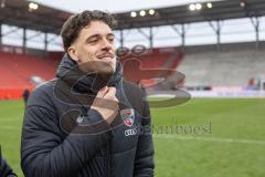 3. Liga; FC Ingolstadt 04 - TSV Havelse; Spiel ist aus Sieg Jubel Freude Dennis Kaygin (10, FCI) 3:2 Spieler bedanken sich bei den Fans