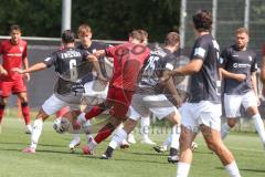 * Testspiel - Saison 2025/26 - FC Ingolstadt 04 - FSV Zwickau - Frederic Christensen (Nr.11 - FC Ingolstadt 04) - Gabriel Figurski Vieira (Nr.6 - FSV Zwickau) - Foto: Meyer Jürgen