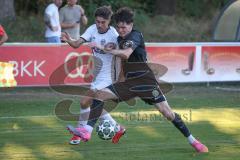 Landesliga - Saison 2026/27 - SV Manching - VFR Neuburg - Vincent Amann (Nr.5 - SV Manching) - Bauer Philippe weiss Neuburg - Foto: Meyer Jürgen