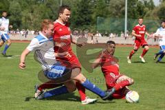 Relegation - Saison 2022/2023 - TSV Baar/Ebenhausen - TV Münchsmünster - Sebastian Hauber weiss Münchsmünster - Thomas Wachs rot mitte Ebenhausen - Tobias Bauer rot rechts Ebenhausen -  Foto: Meyer Jürgen