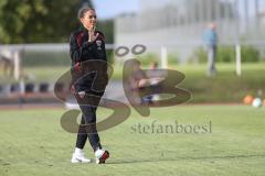 Toto-Pokal - VfB Forstinning - FC Ingolstadt 04; vor dem Spiel Cheftrainerin Sabrina Wittmann (FCI)