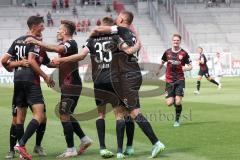 2.BL; FC Ingolstadt 04 - 1. FC Heidenheim; Tor Jubel 1:0 Filip Bilbija (35, FCI) mit Stefan Kutschke (30, FCI) Merlin Röhl (34, FCI) Dennis Eckert Ayensa (7, FCI) Maximilian Neuberger (38, FCI)