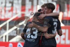 3. Liga - Saison 2024/25 - FC Ingolstadt 04 - SV Wehen Wiesbaden - Der 2:1 Führungstreffer - jubel - Benjamin Kanuric (Nr.8 - FCI) - Elias Decker (Nr.3 - FCI) - Foto: Meyer Jürgen