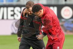 3. Liga - Saison 2025/26 - SV Wehen/Wiesbaden - FC Ingolstadt 04  - Co Tr.Talententw. /Übergangsbereich Fabian Reichler (FCI) - Emilio Kehrer (Nr.44 - FCI) - Foto: Meyer Jürgen