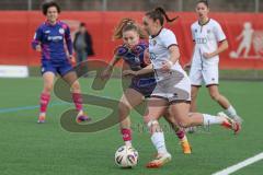 2. Bundesliga Frauen - Saison 2025/26 - FC Ingolstadt 04 Frauen - FSV Mainz - Leonie Hein (Nr.17 - FC Ingolstadt Frauen I) - Pageler Maja blau Mainz - Foto: Meyer Jürgen